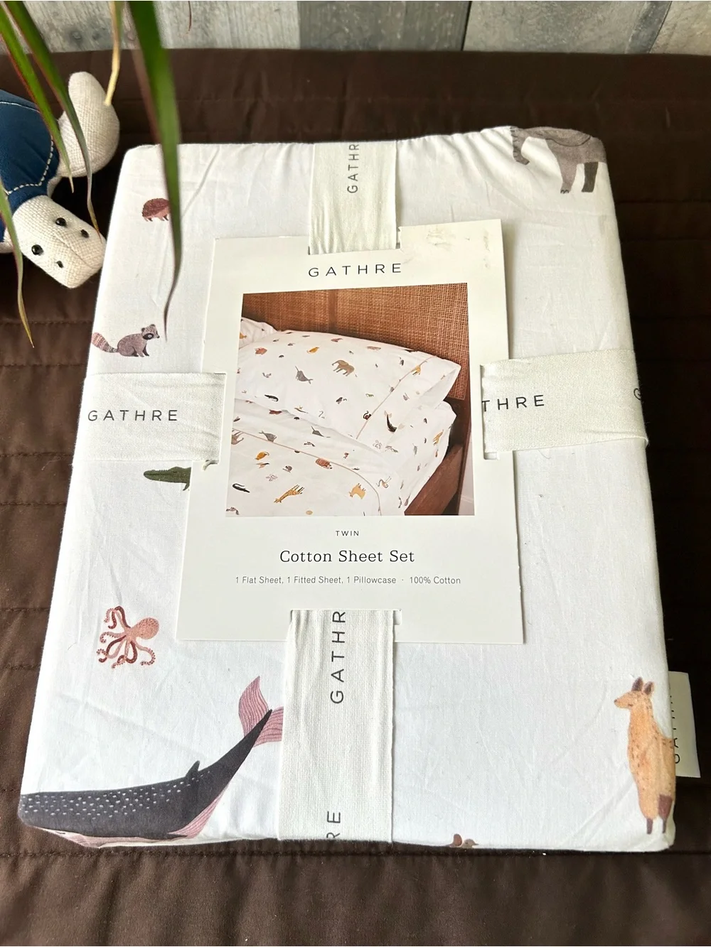 🌴Whimsical Gathre Menagerie Zoo Animals Twin Sheet Set - Target